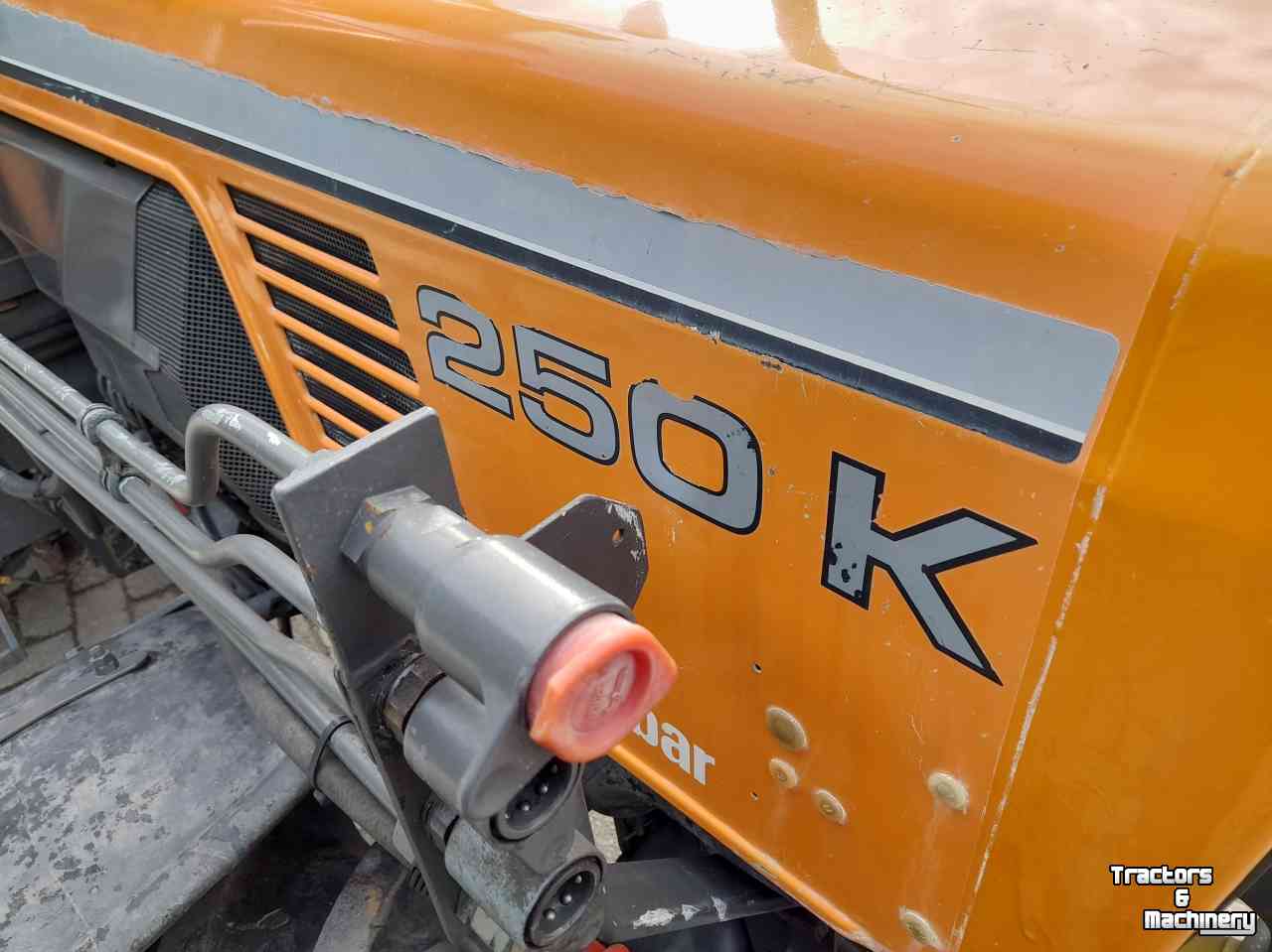 Small-track Tractors Fendt 250 V SK smalspoor compact trekker tractor