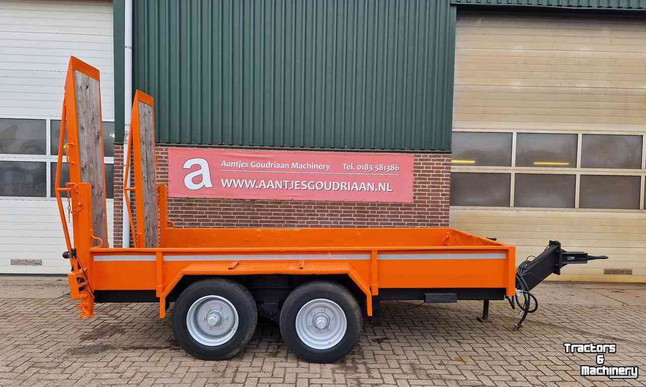 Low loader / Semi trailer AGM Oprijwagen