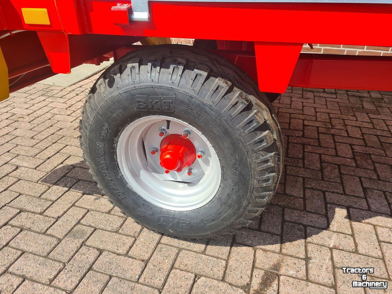 Manure spreader AGM Meststrooier