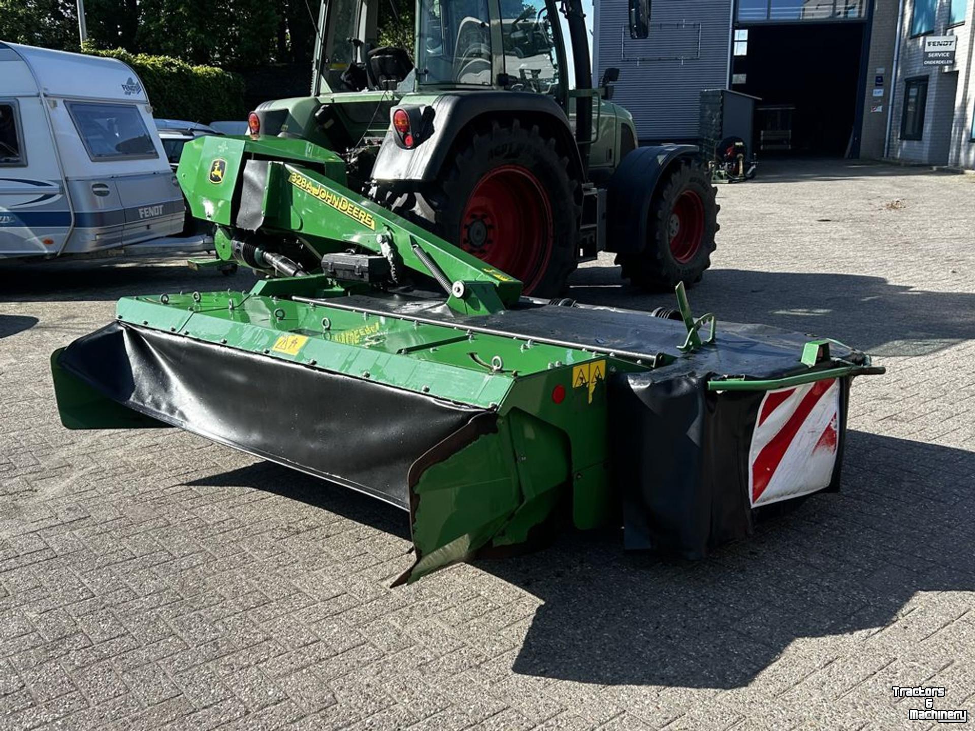 Mower John Deere 328A