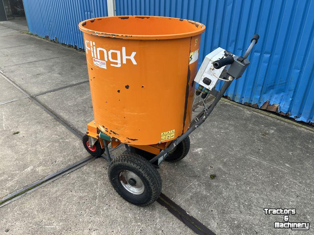 Sawdust spreader for boxes Flingk SE 250 BOXINSTROOIER