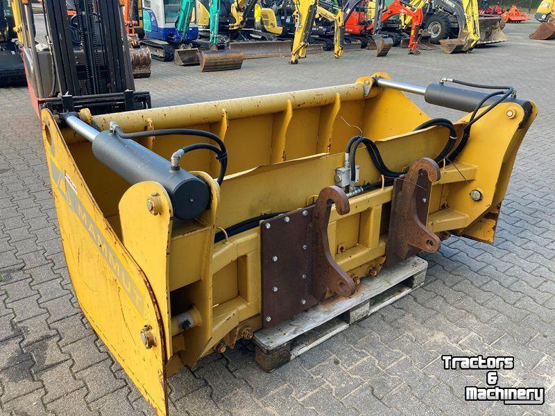 Silage cutting bucket Mammut SB220M