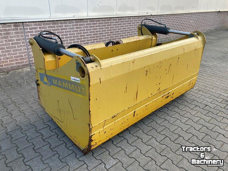 Silage cutting bucket Mammut SB220M