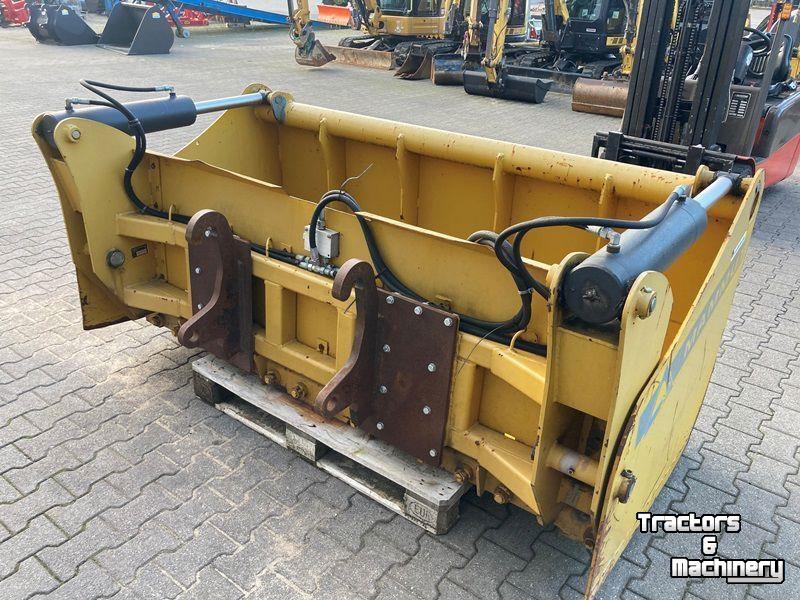 Silage cutting bucket Mammut SB220M