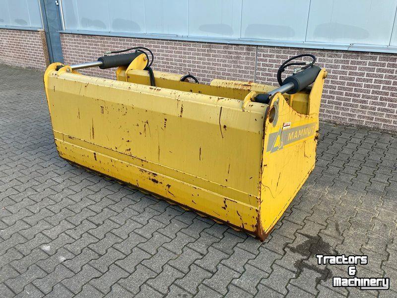 Silage cutting bucket Mammut SB220M