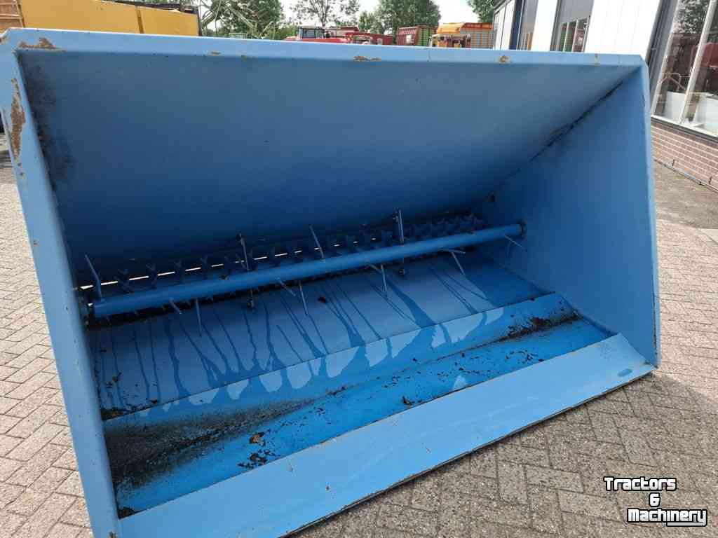Other livestock equipment and accessories  Van Kuijk Roku 2500 Instrooier