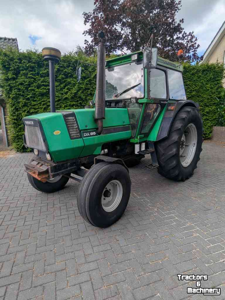 Tractor Deutz-Fahr DX 85