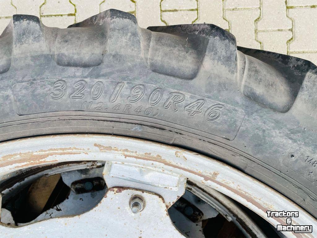 Wheels, Tyres, Rims & Dual spacers  12.4x46 op velg CNH set!