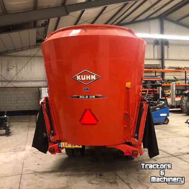 Vertical feed mixer Kuhn Profile 20.2 DS