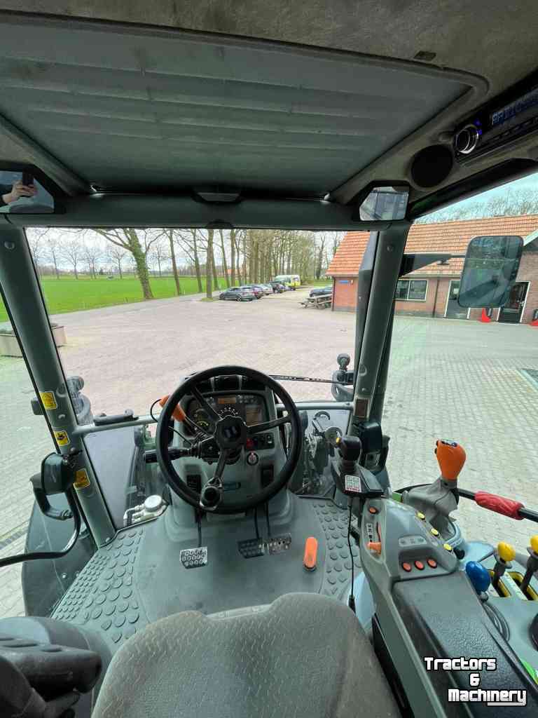 Tractors Deutz-Fahr Agrotron M420