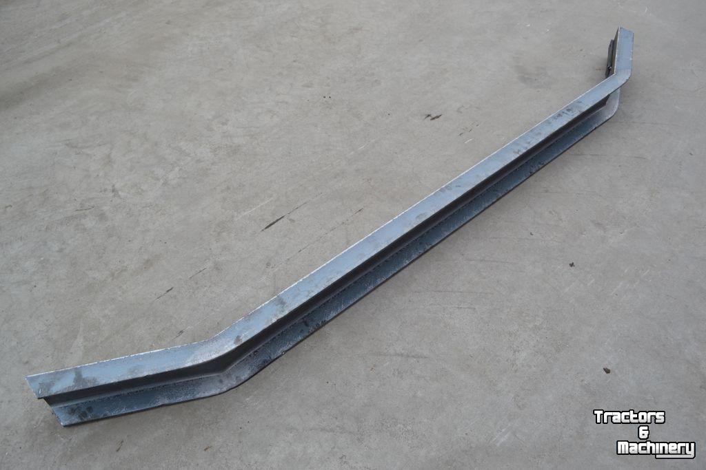 Rubber yard scraper Qmac FRAMEBALK 2.40 GEZET