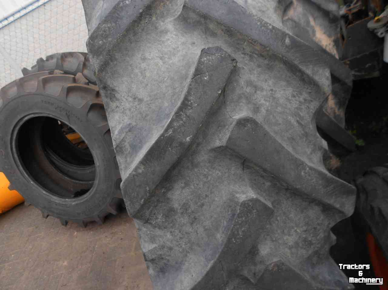 Wheels, Tyres, Rims & Dual spacers Stomil 16.9r34