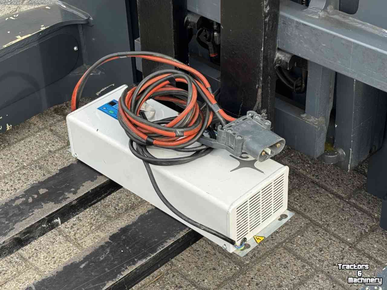 Kooi-aap  AMLIFT Combi WR4-1500  Reachtruck 106u