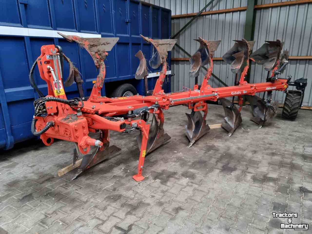 Ploughs Kubota RM3000v-100-200-5-evo twist