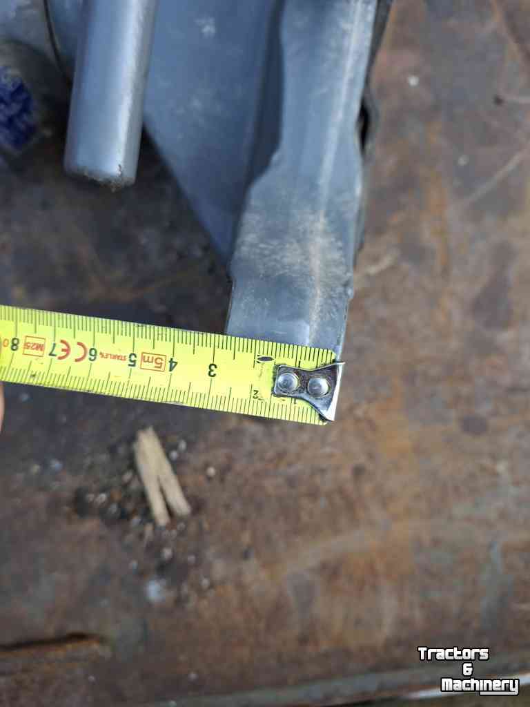 Used parts for tractors Fendt Trekbek trekhaak Rockinger 810d1240c fendt john deere