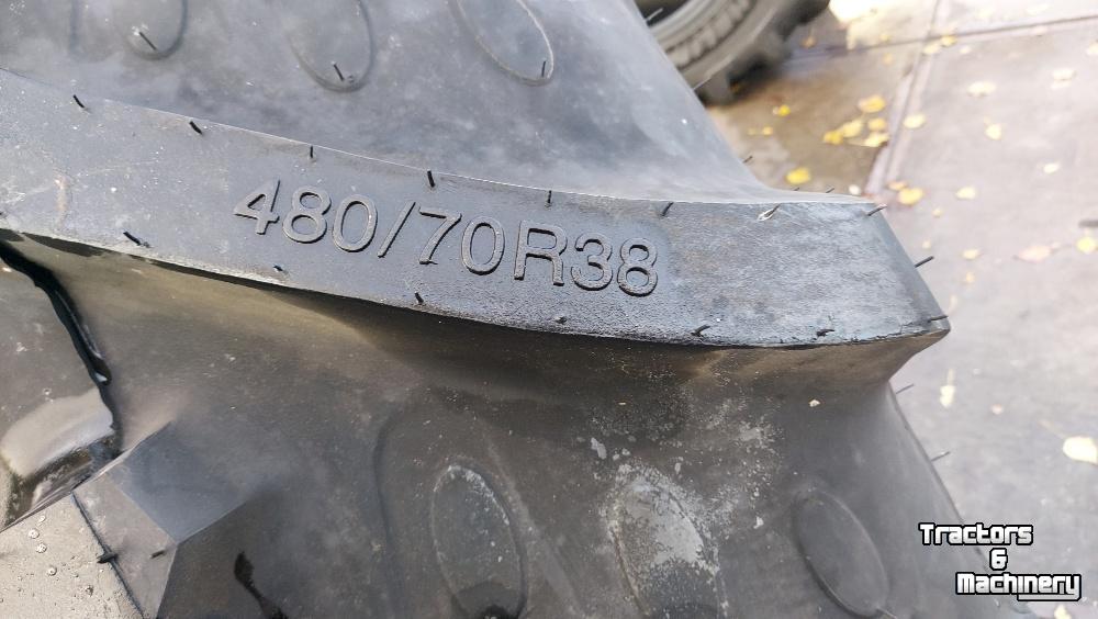 Wheels, Tyres, Rims & Dual spacers BKT 480/70R38