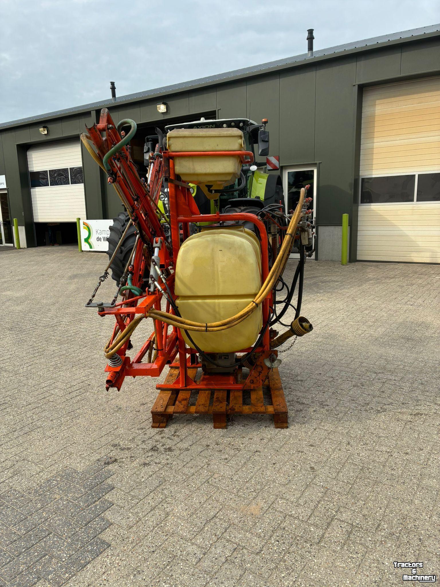 Fieldsprayer Douven Gedragen veldspuit