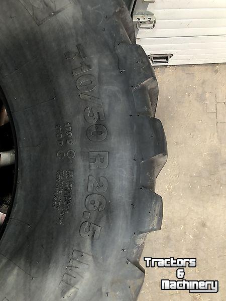 Wheels, Tyres, Rims & Dual spacers  Vredestein - Flotation Trac 710/50R26.5