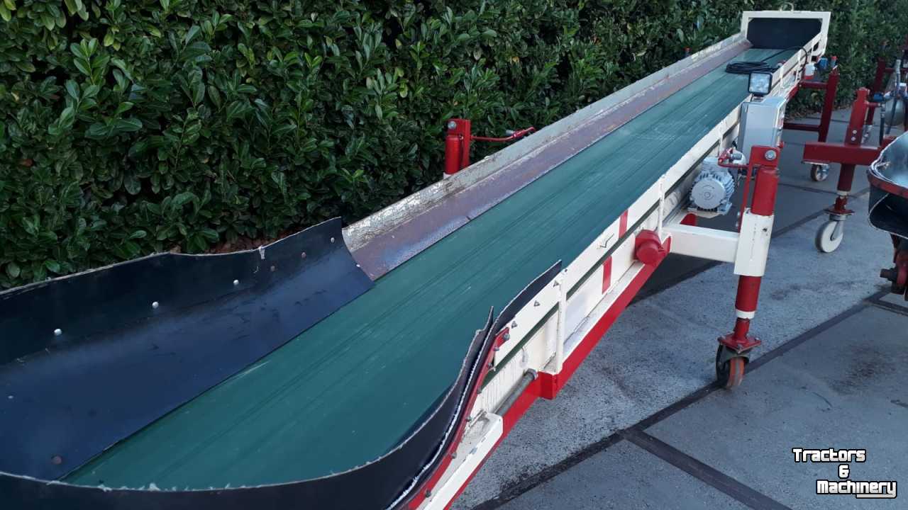 Conveyor  Doorvoerband 8 meter