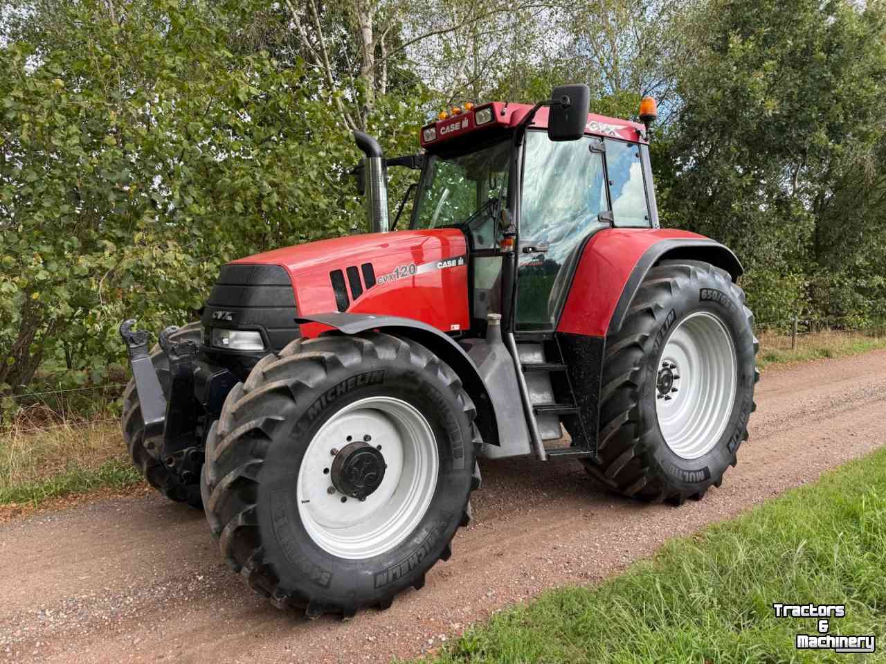 Tractor Case-IH CVX 120