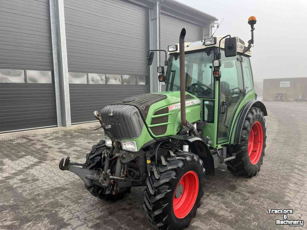 Tractor Fendt 209 f