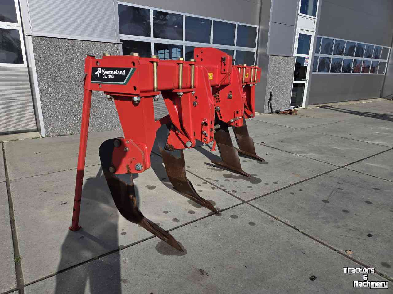 Deep subsoiler Kverneland cli 300 voorzetwoeler