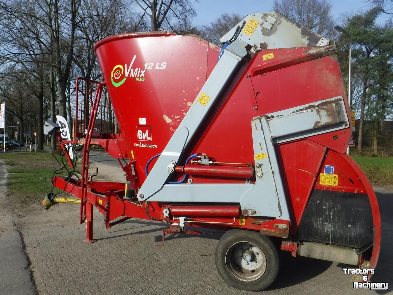 Feed mixer Van Lengerich V mix 12 LS