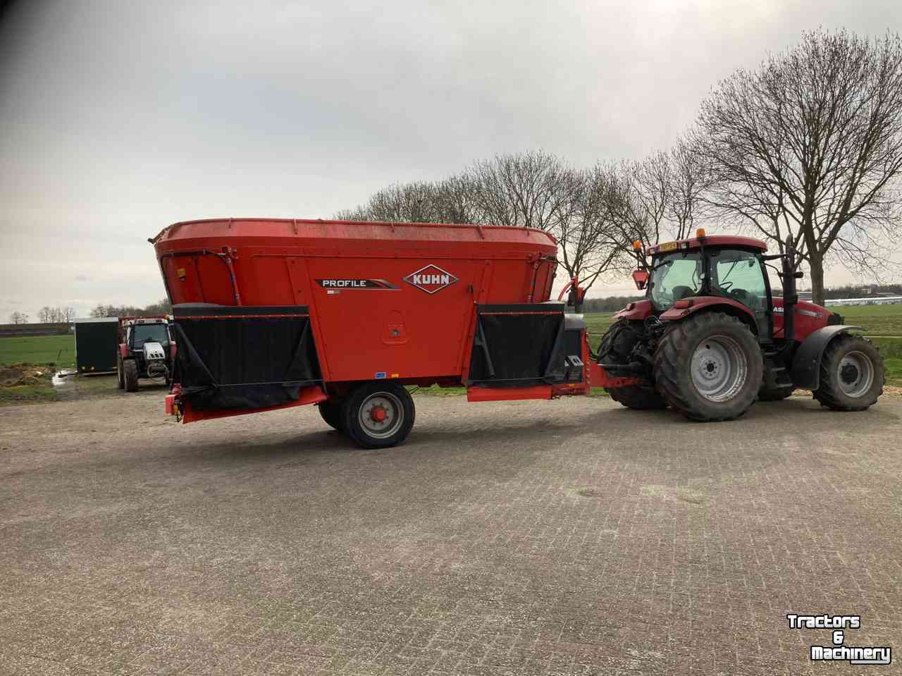 Vertical feed mixer Kuhn Profile DL 24.2