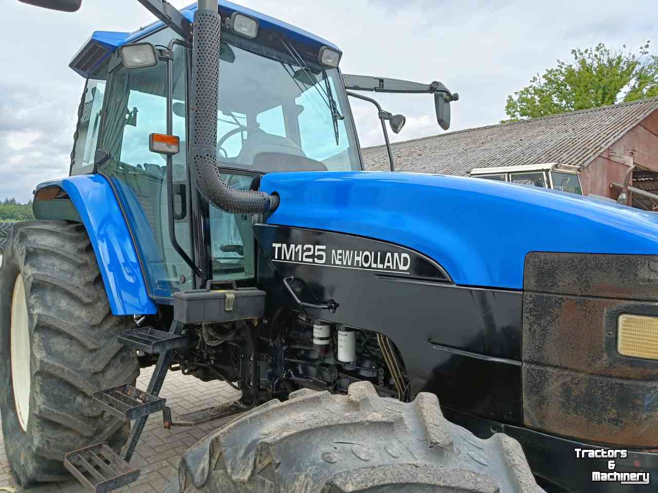 Tractors New Holland TM125 Supersteer Range Command