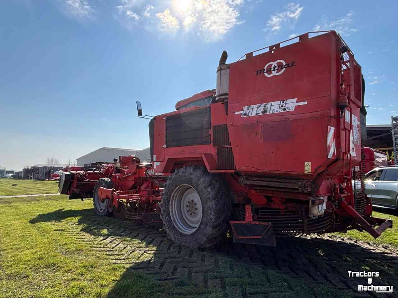 Sugar beet harvester Matrot M41