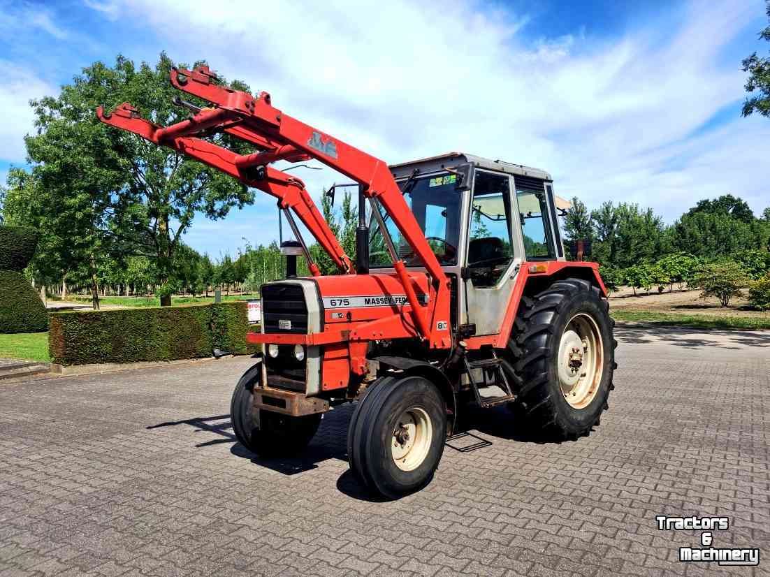 Tractor Massey Ferguson 675