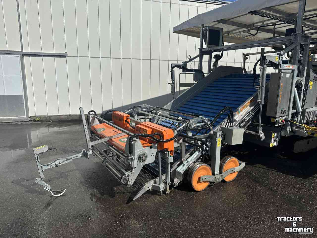 Lettuce harvester Ortomec Herbex 9000 sla-oogstmachine
