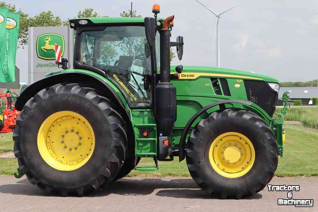 Tractor John Deere 6R 215