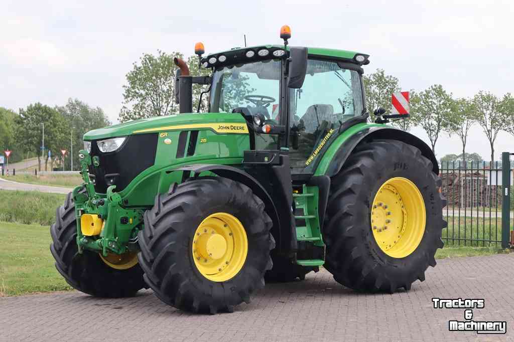 Tractor John Deere 6R 215