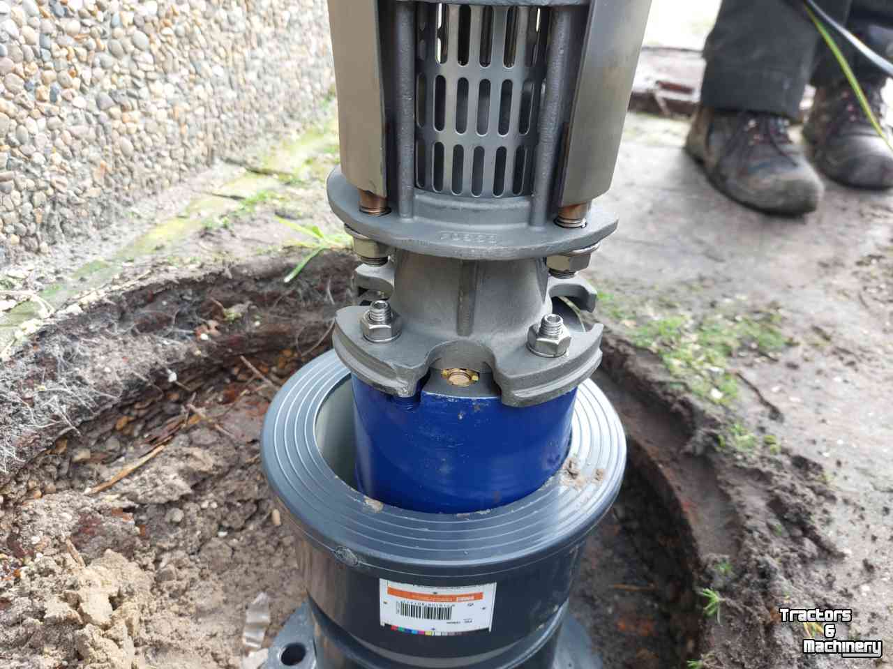 Irrigation pump  Diepwelpomp  22 KW voor 160 mm bron.