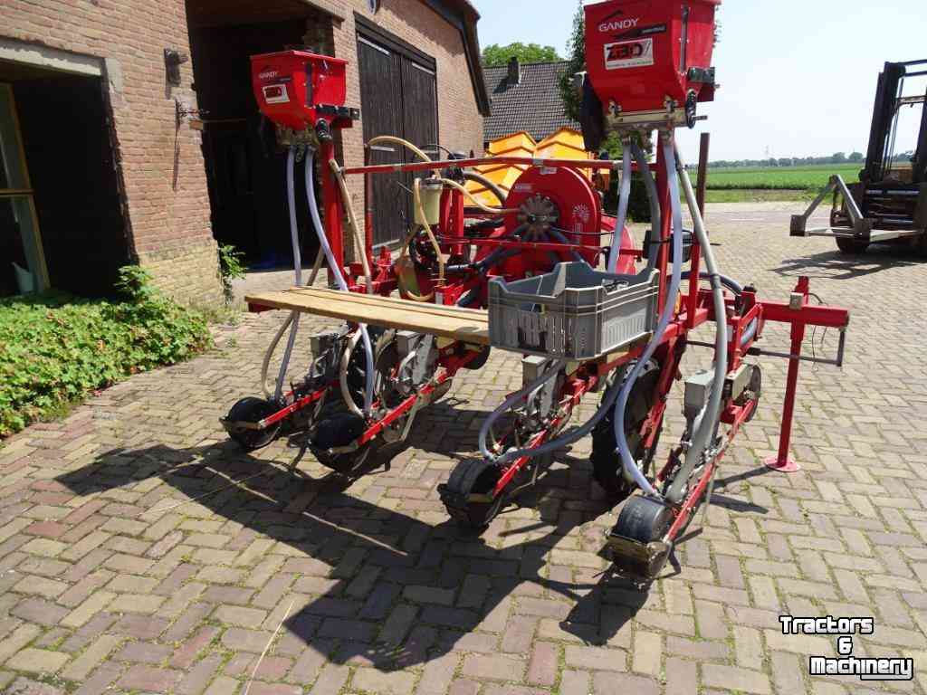 Vegetable- / Precision-seed drill Agricola Italiana Wortelzaaier / Wortel zaaimachine