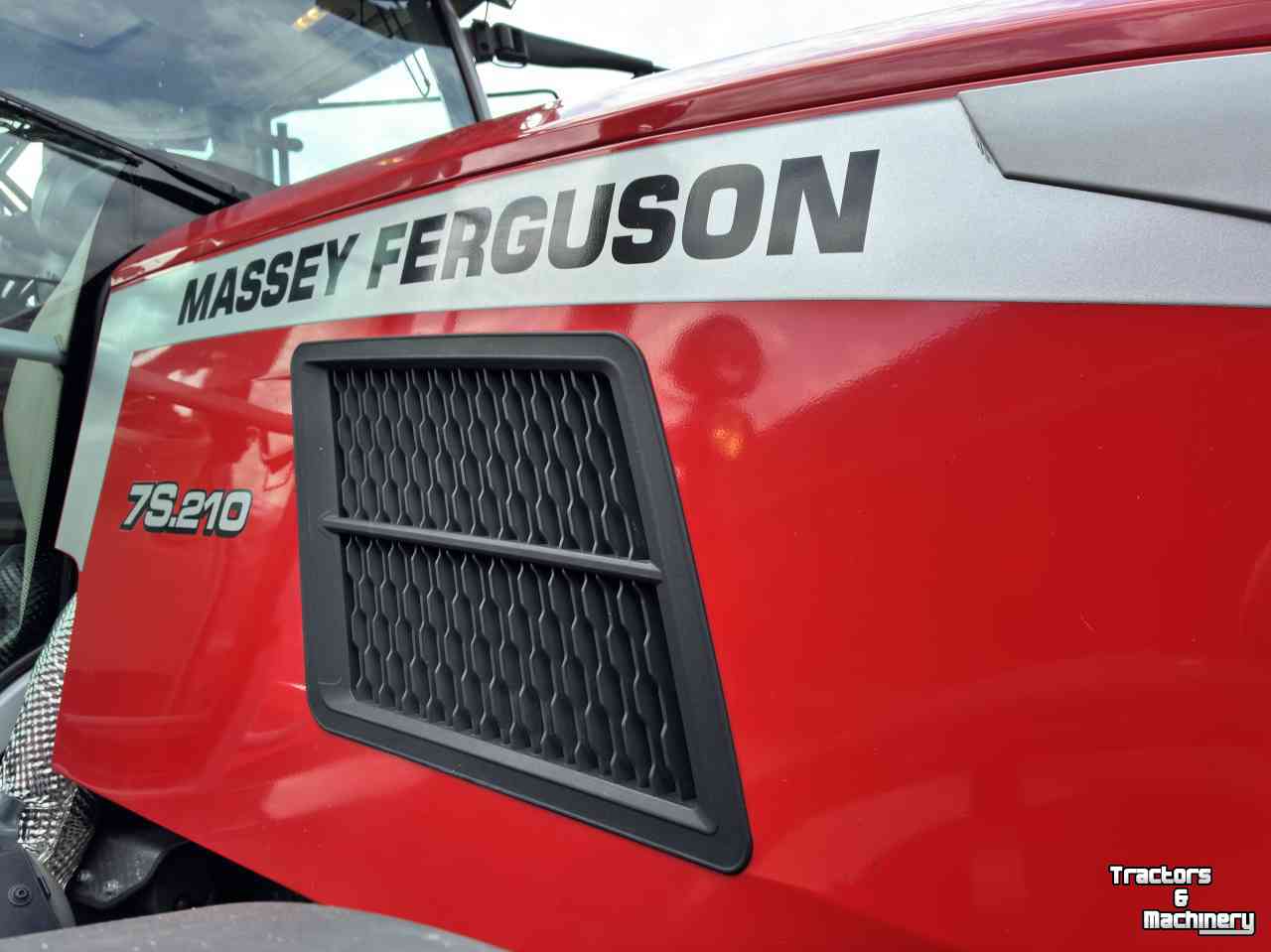 Tractor Massey Ferguson 7S.210 Dyna-VT Exclusive