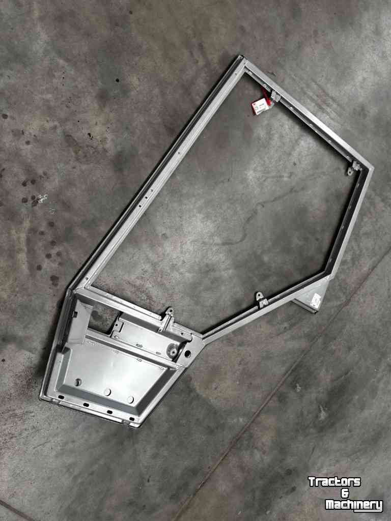 Other tractors and accessories Massey Ferguson Deur (rechts) MF 3000 serie