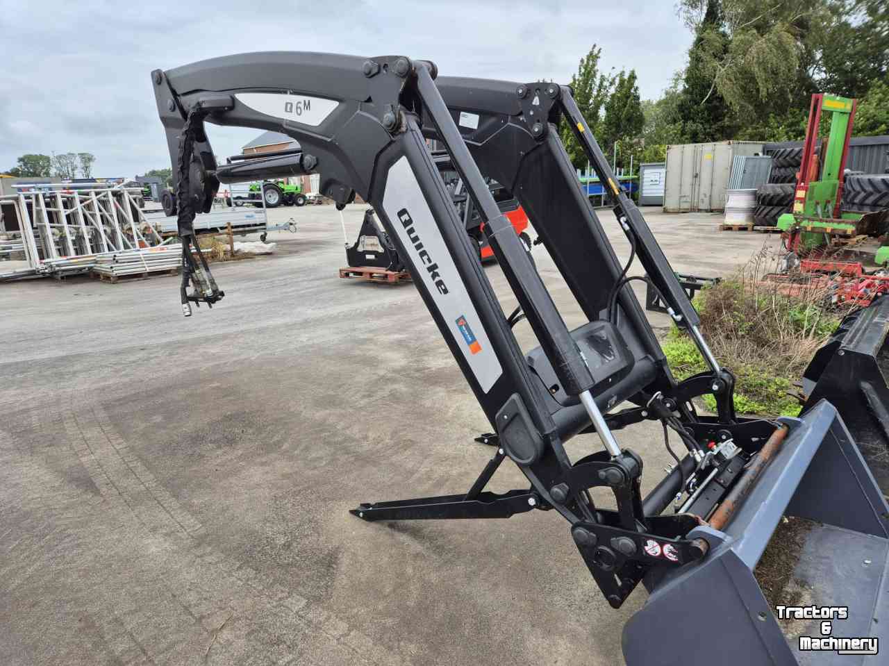 Front-end loader Quicke Q6M voorlader, 1 jaar gebruikt