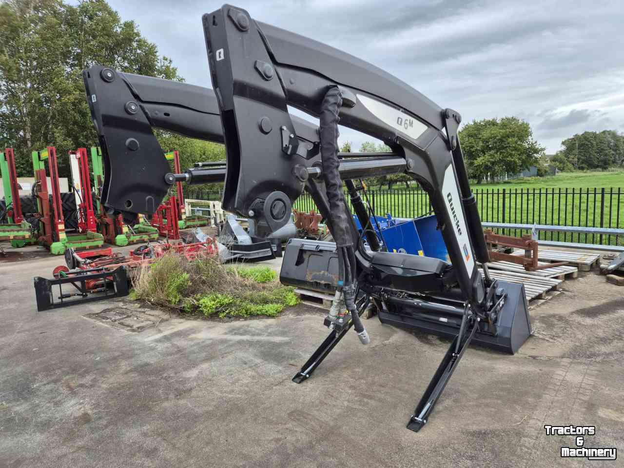 Front-end loader Quicke Q6M voorlader, 1 jaar gebruikt