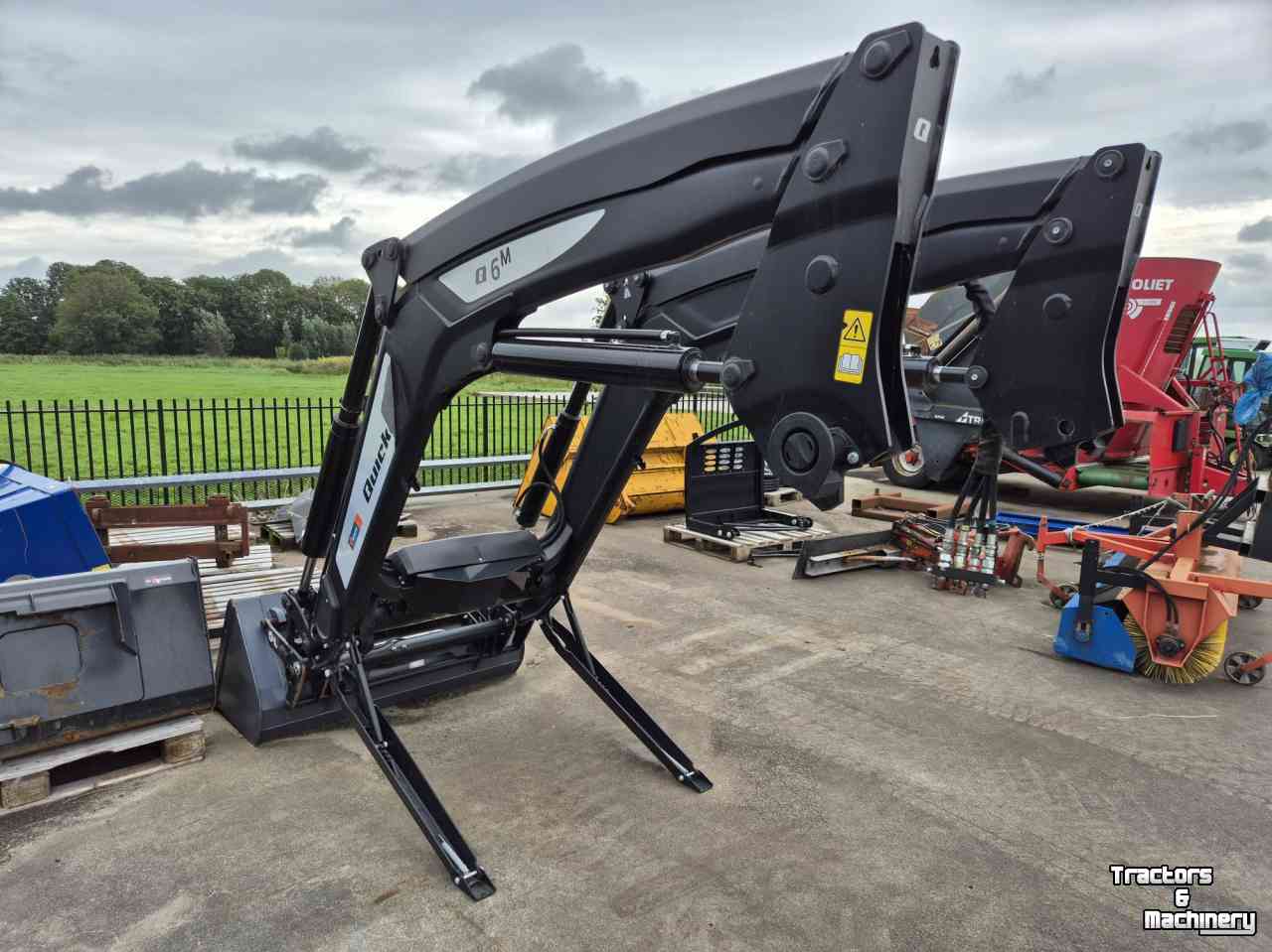 Front-end loader Quicke Q6M voorlader, 1 jaar gebruikt