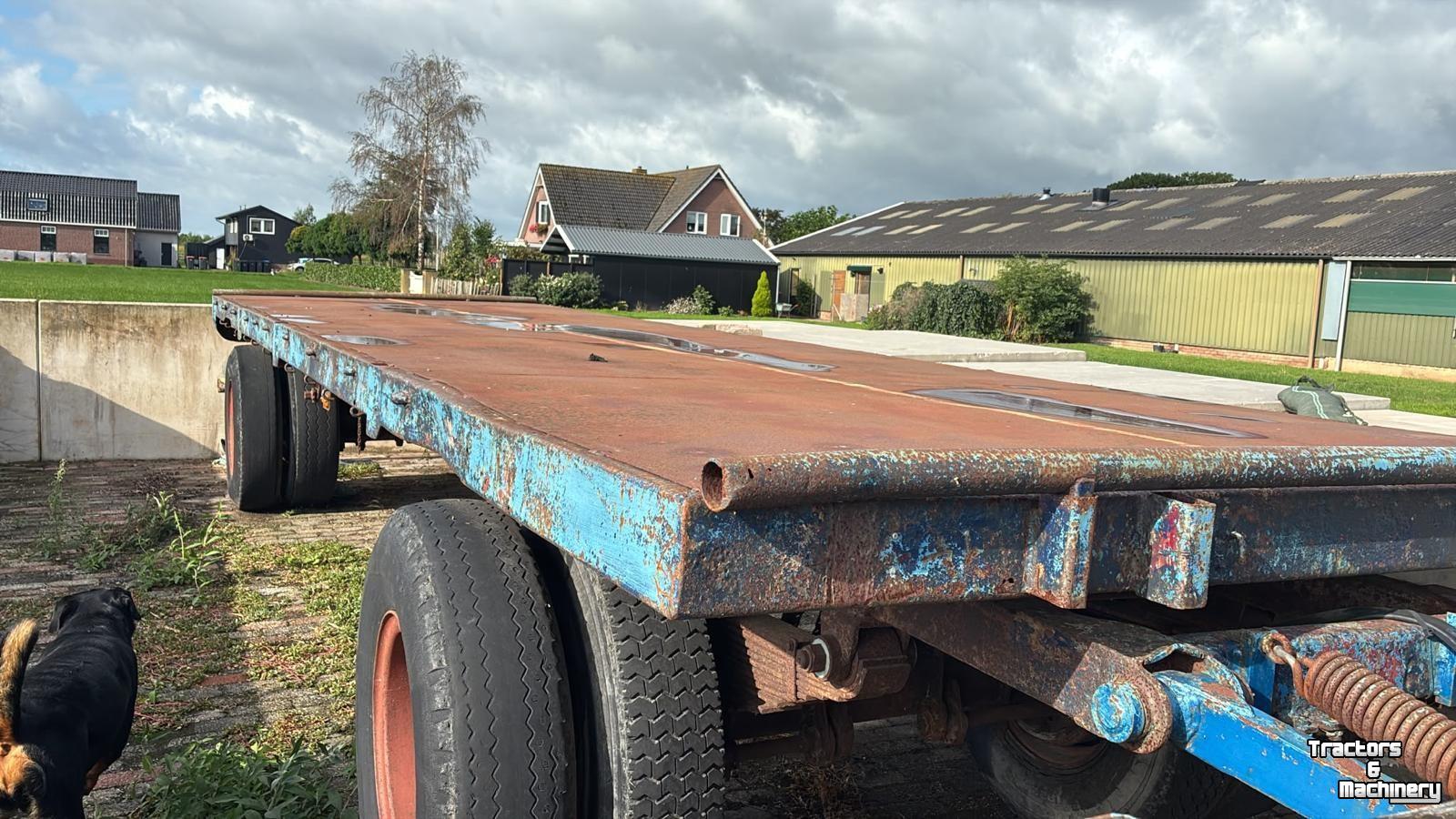 Agricultural wagon  Aanhanger 8 Meter lang