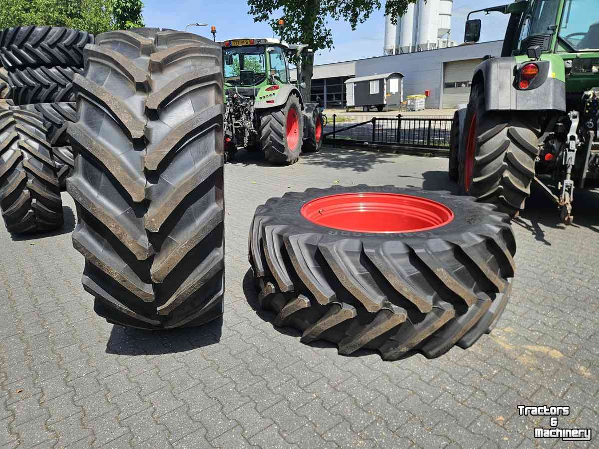 Wheels, Tyres, Rims & Dual spacers Trelleborg 710/60R42 en 600/60R30