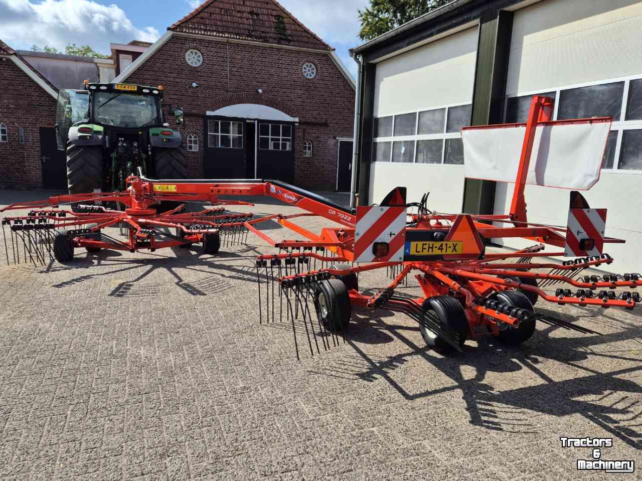 Rake Kuhn GA7922 treintje zijafleg hark