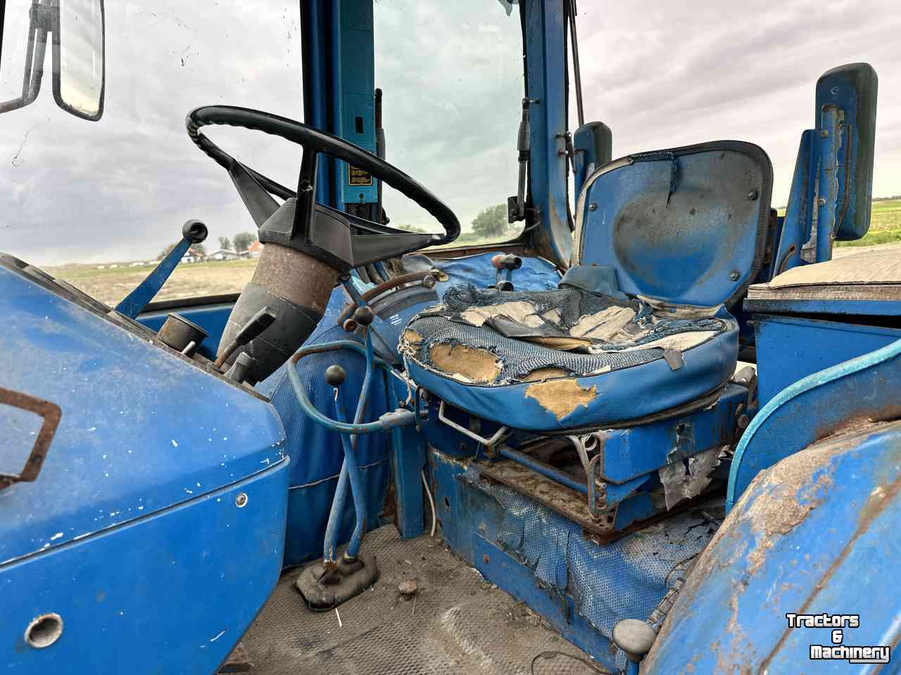 Tractor Ford TW-10