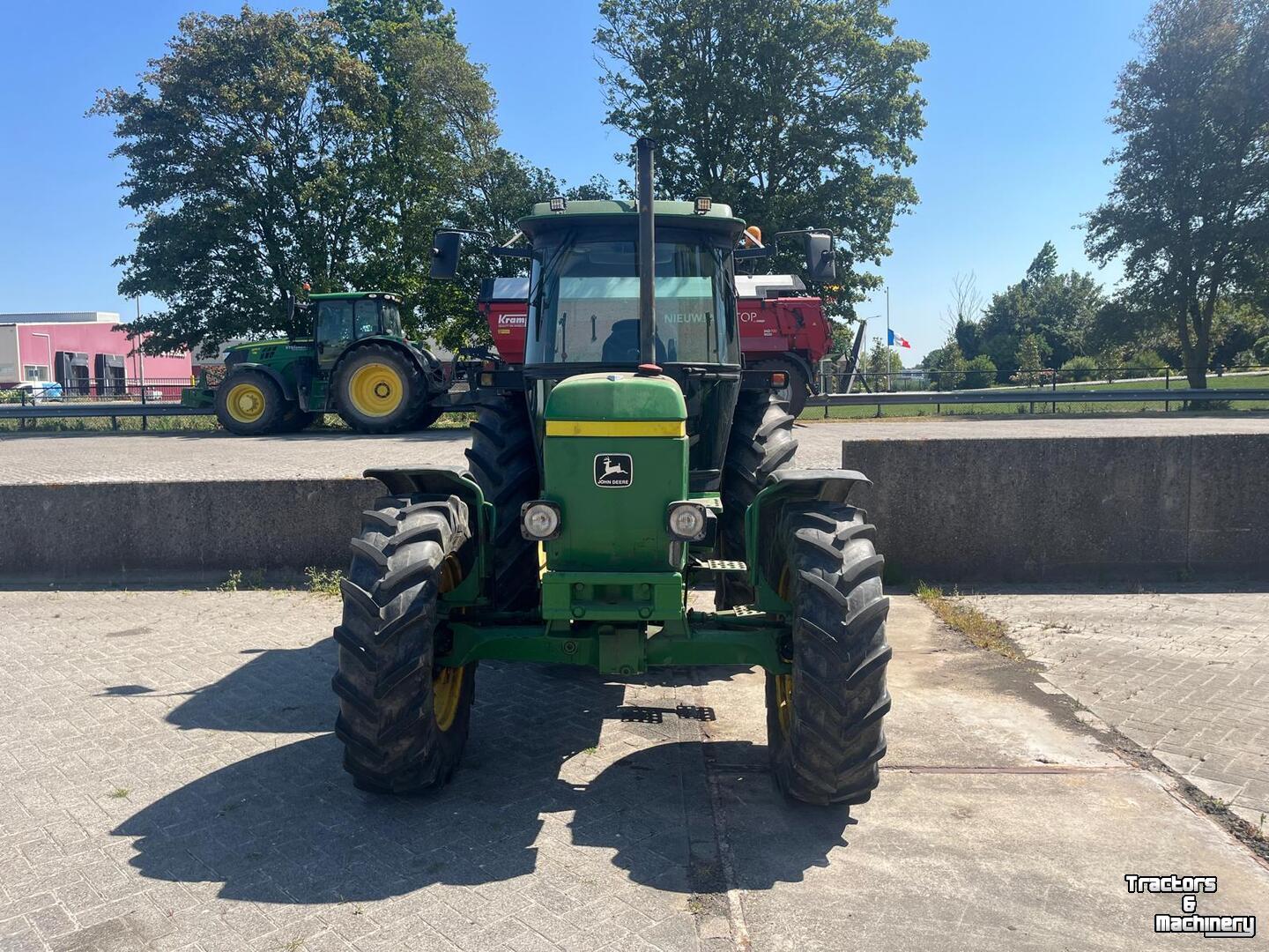 Tractor John Deere 3140