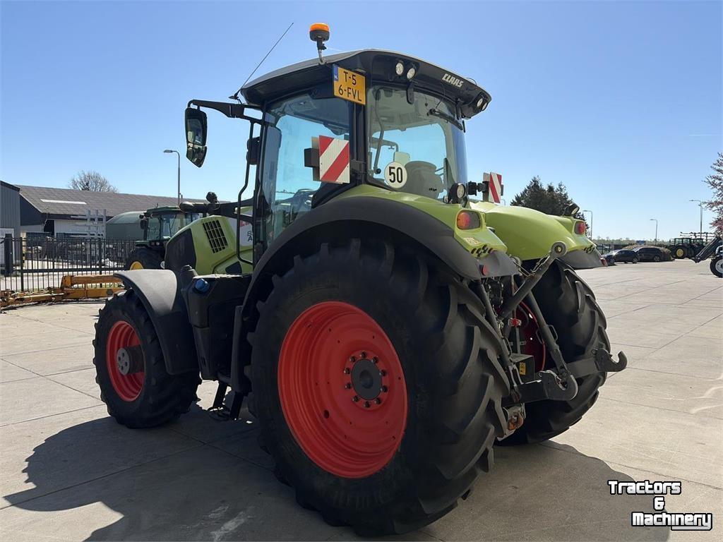 Tractor Claas Axion 830 CMATIC