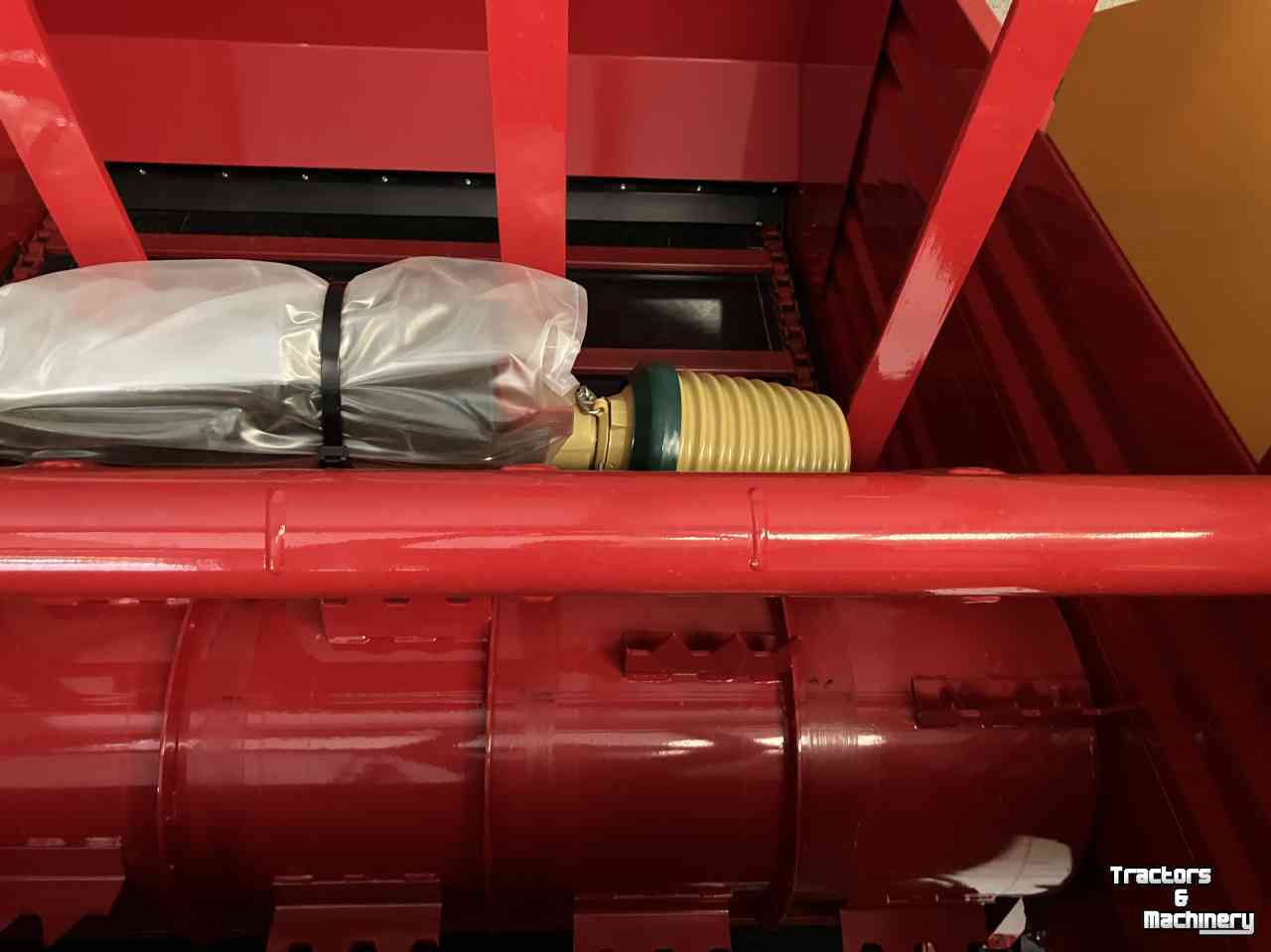 Silage-block distribution wagon Schuitemaker Amigo 20S