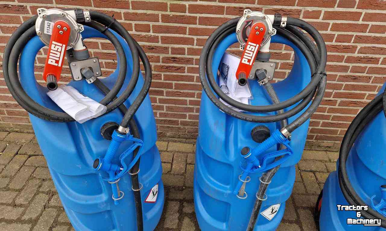 Other machines and accessories for the workshop and yard  PIUSI Kunststoftank AdBlue Nieuw
