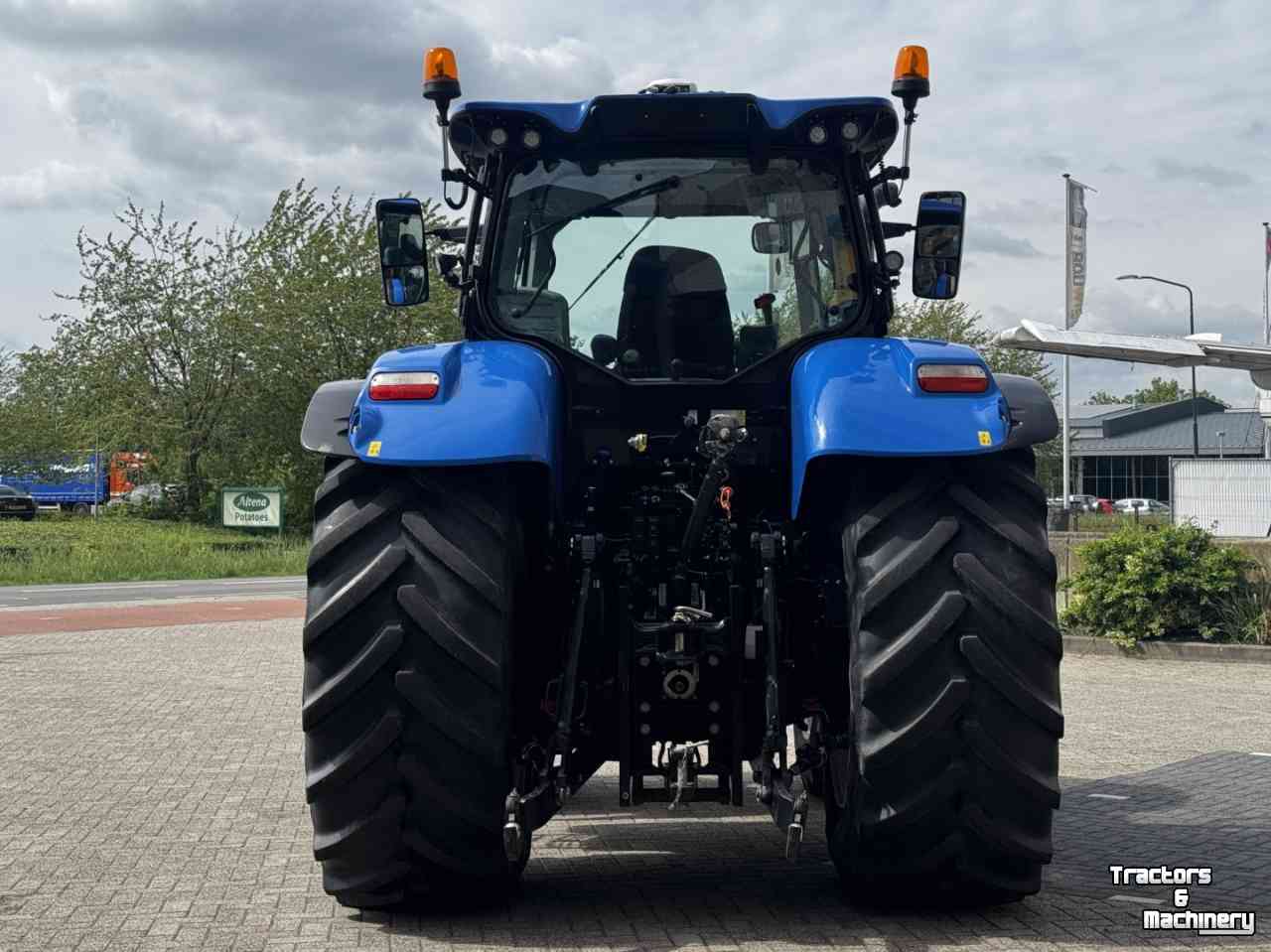 Tractor New Holland T7.245PC Stage V Fronthef Lucht Hydr rem  GPS 50km